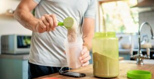 How Training Volume Affects Your Protein Shakes for Weight Gain Needs:
