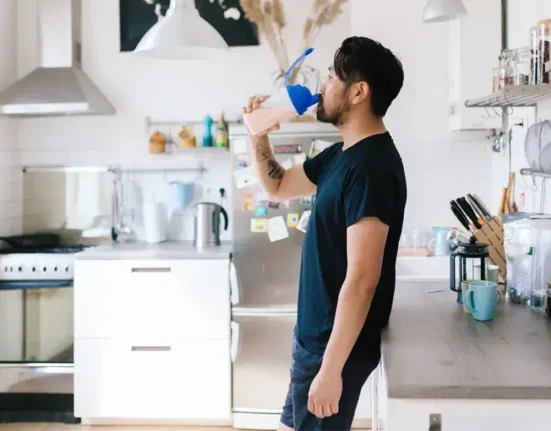 Weight Gain Protein Shakes - 7 Honest Facts You Need!