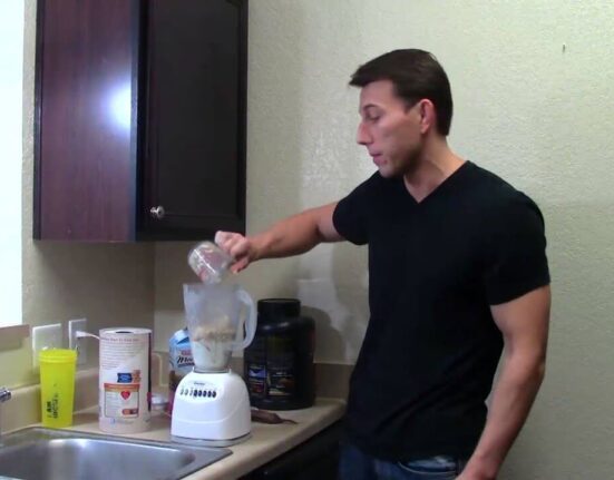 Nutritional Shakes for Weight Gain - 7 Powerful Facts You Must Know!