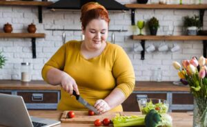 Nutrition Strategies That Improve Loose Skin After Weight Loss: