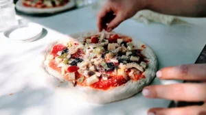 How Different Factors Change the Nutrition of a Pizza Slice: