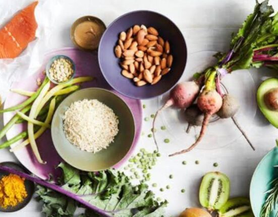 7 Healthy Diet and Nutrition Tips for Eating Well
